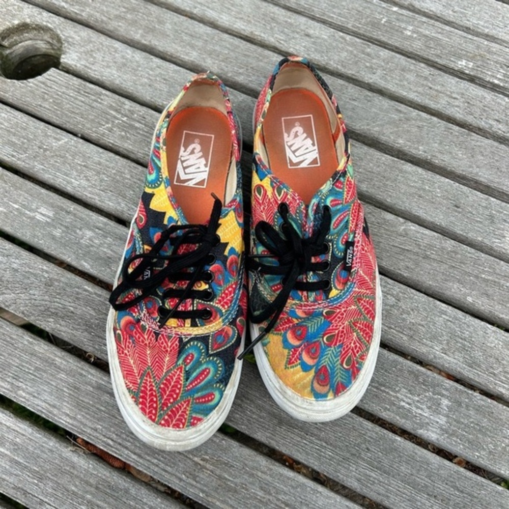 Unisex Vans - Peacock Pattern men 7‎ women 8.5 whimsy, funky sneaker colorful - Picture 4 of 10
